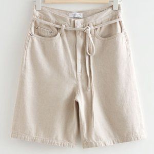 & Other Stories Shorts